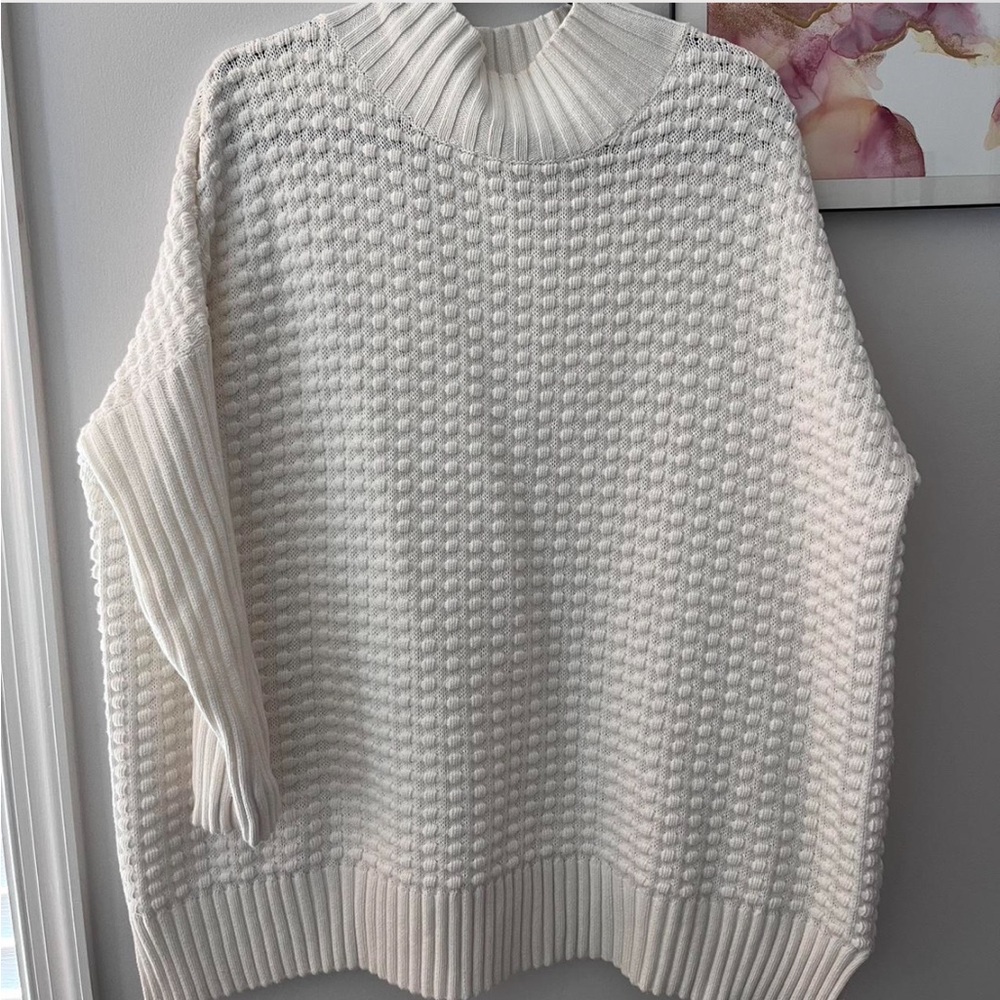 French connection textured white sweater 
Worn twice